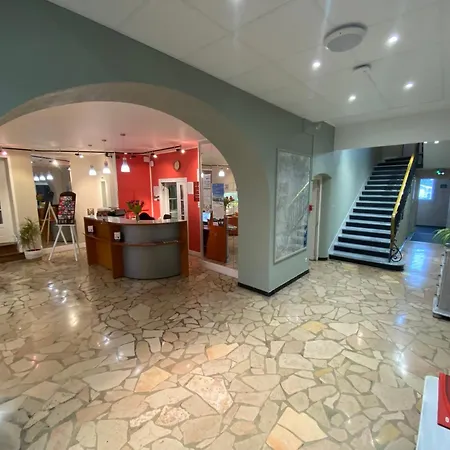 Nouvel Hotel